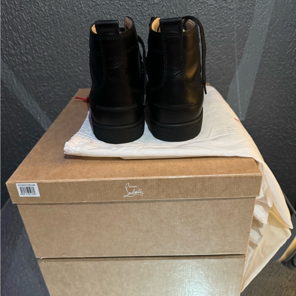 Like new Christian Louboutin Lou Spikes Flat - calf leather - Picture 7 of 8